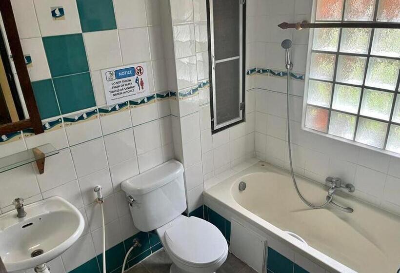 Бунгало Deluxe, First Villa Beach Resort