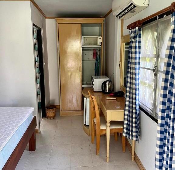 Бунгало Deluxe, First Villa Beach Resort