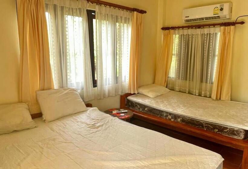 스탠다드 트리플 룸 가든 전망, First Villa Beach Resort