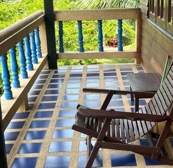 Номер Стандарт с Балконом, First Villa Beach Resort