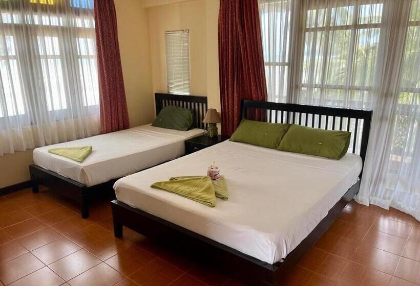 Номер Deluxe, First Villa Beach Resort