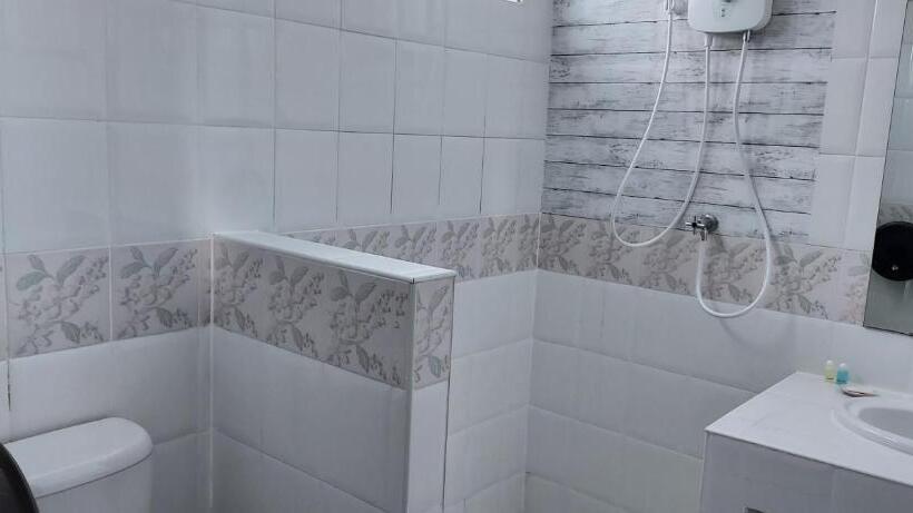 家庭间, Hua Hin Paradise Guesthouse