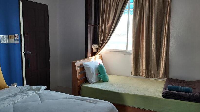 标准三人间, Hua Hin Paradise Guesthouse