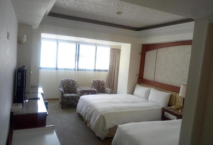 Economy Triple Room, Hua Tong