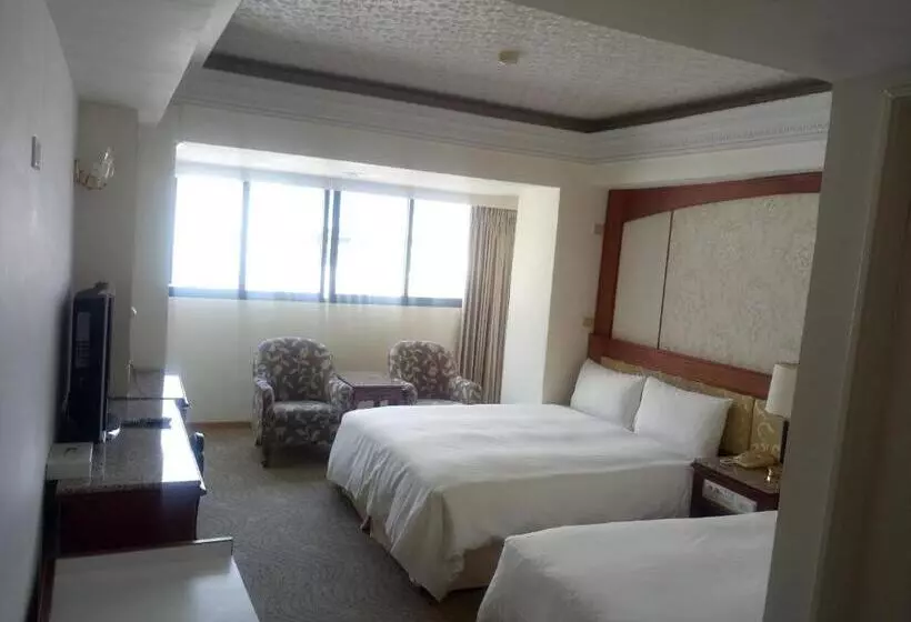 Economy Triple Room, Hua Tong