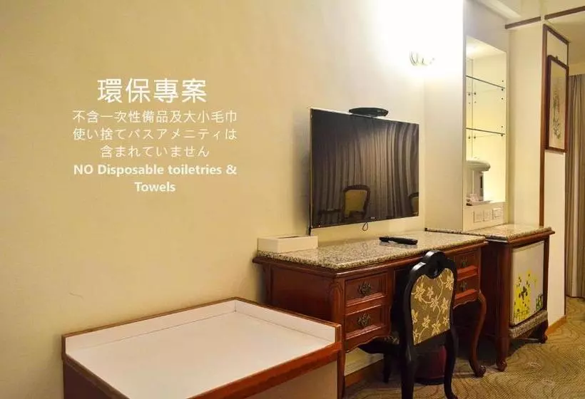 Economy Quadruple Room, Hua Tong