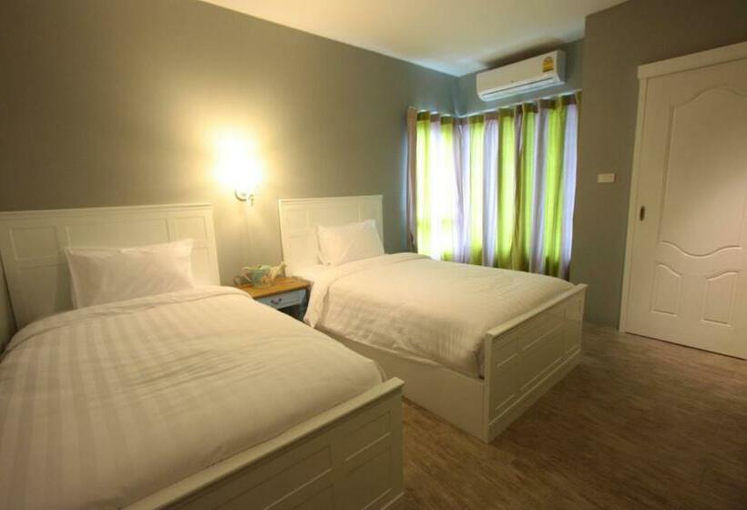 Номер Superior, Hub Hua Hin 57