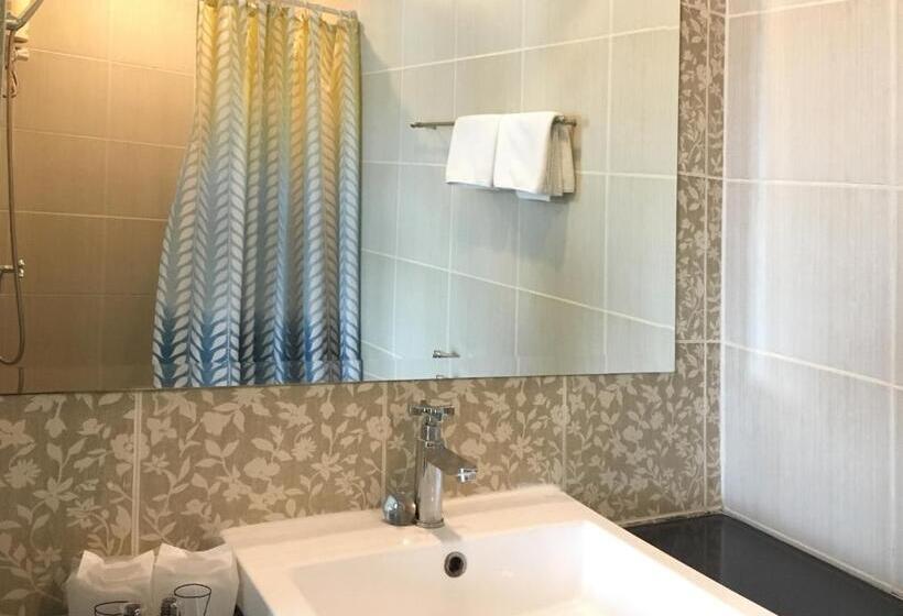 Номер Deluxe, Hub Hua Hin 57