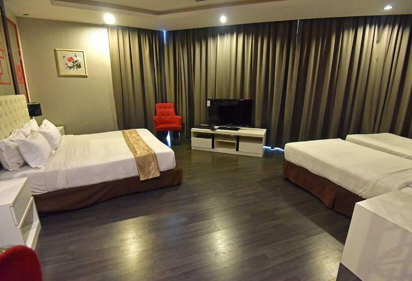استودیو خانوادگی, Jindagu Hotel Ipoh
