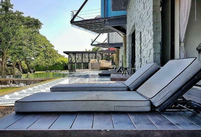 کابین, Cross River Kwai