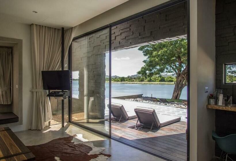 کابین, Cross River Kwai