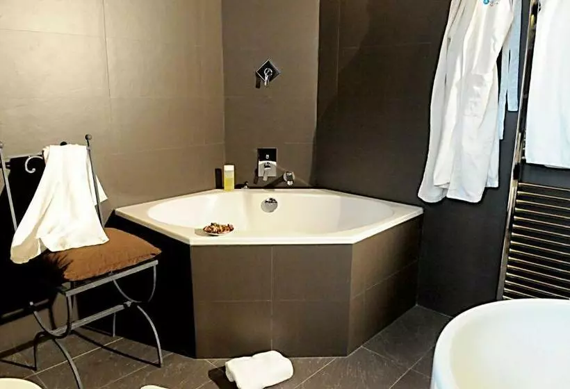 Juniorsviitti, Vallantica Resort & Spa