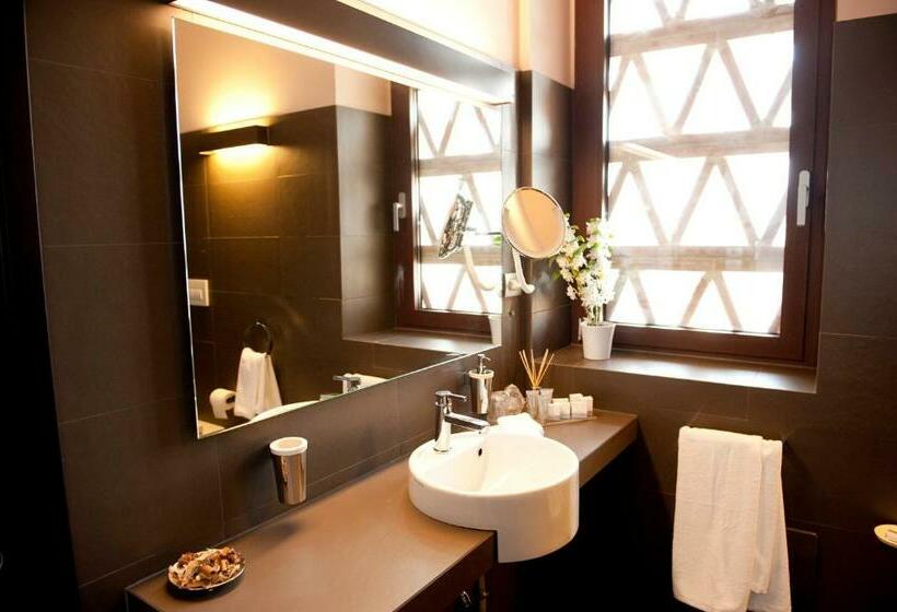 جناح جونيور, Vallantica Resort & Spa