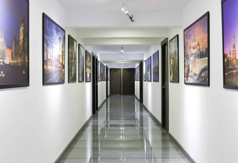 Королевский Люкс, Ubox Samui Hostel Chaweng Beach