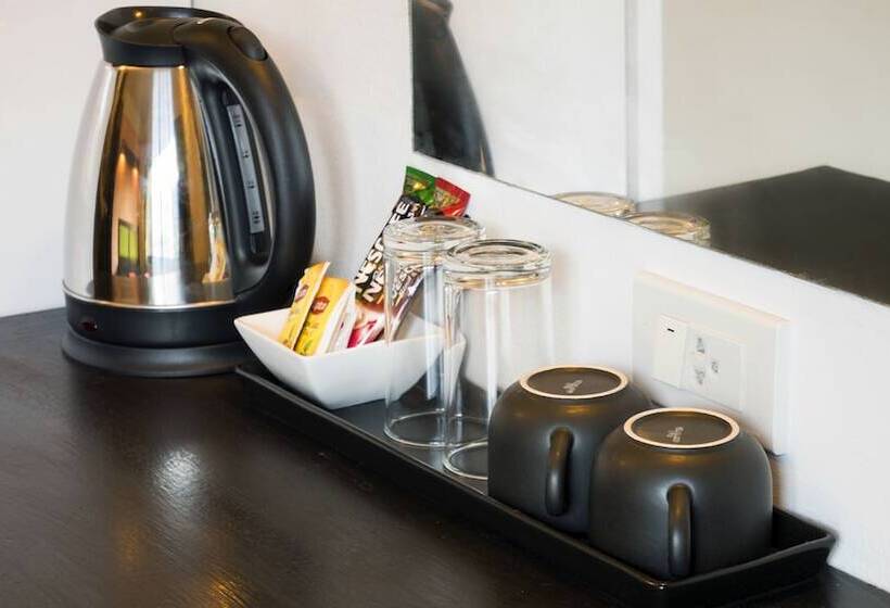 스탠다드 룸, Ubox Samui Hostel   Chaweng Beach