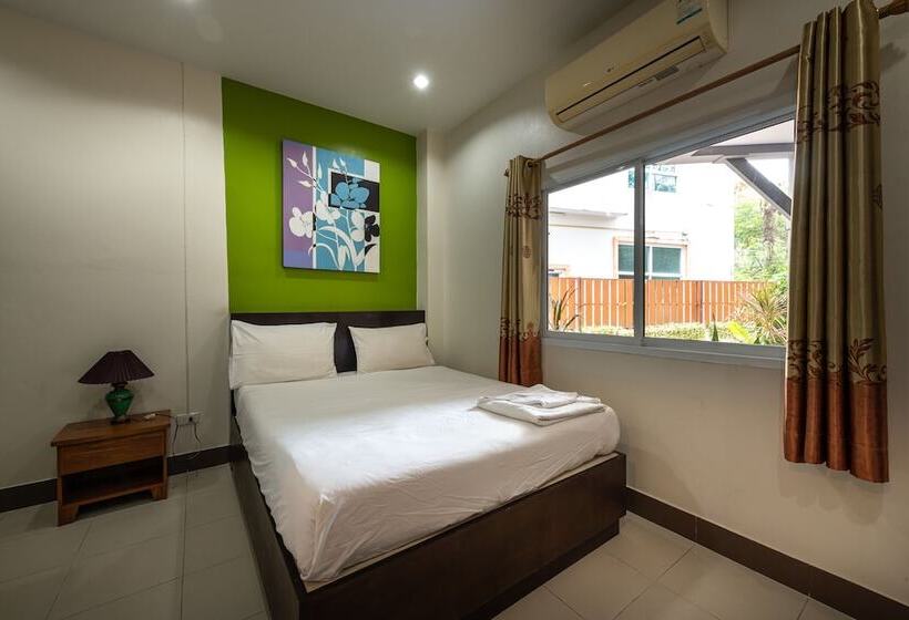 חדר סופריור, Baan Yuyen Karon Guesthouse