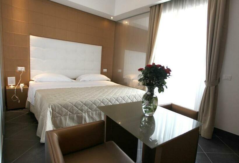 Номер Стандарт, Briganti