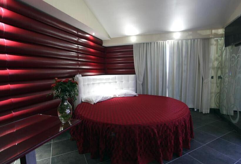 Люкс Повышенной Комфортности, Briganti