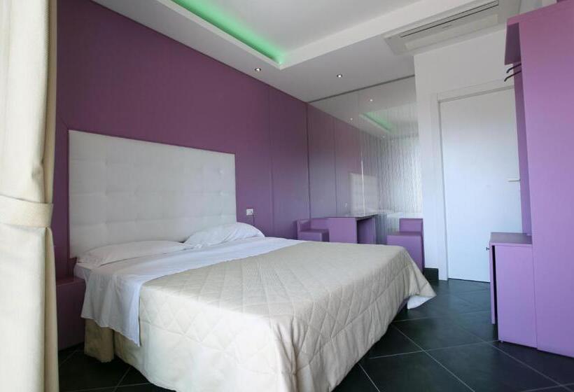 Полулюкс, Briganti