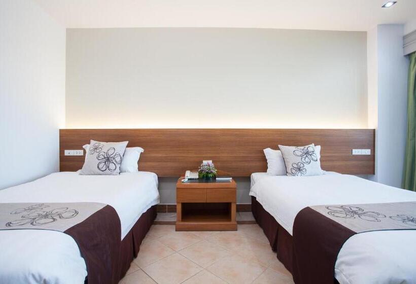 디럭스 룸, Diana Garden Resort   Sha Extra Plus