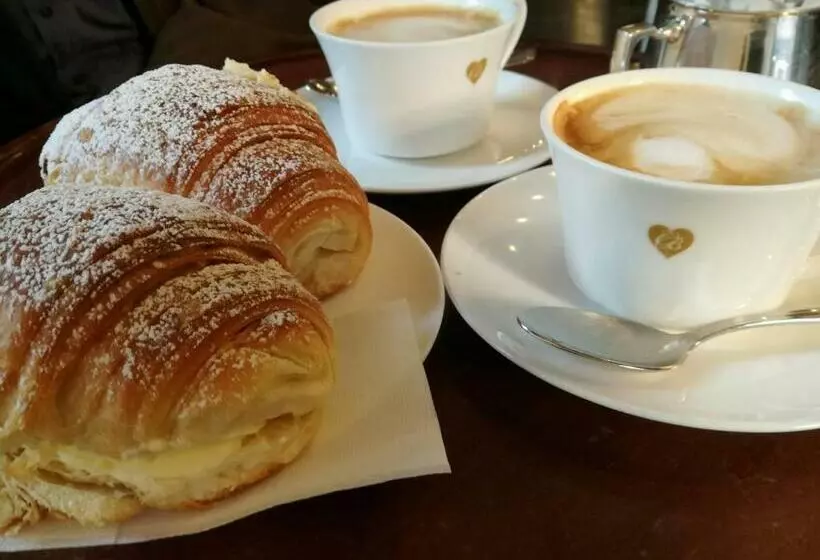 スタンダードトリプルルーム, La Pendola