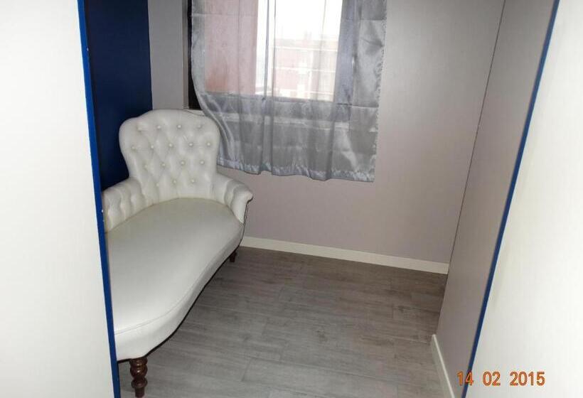 חדר סטנדרט לארבעה, Moderno