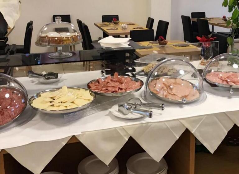 סוויטה עם טרסה, Novarello Resort & Spa