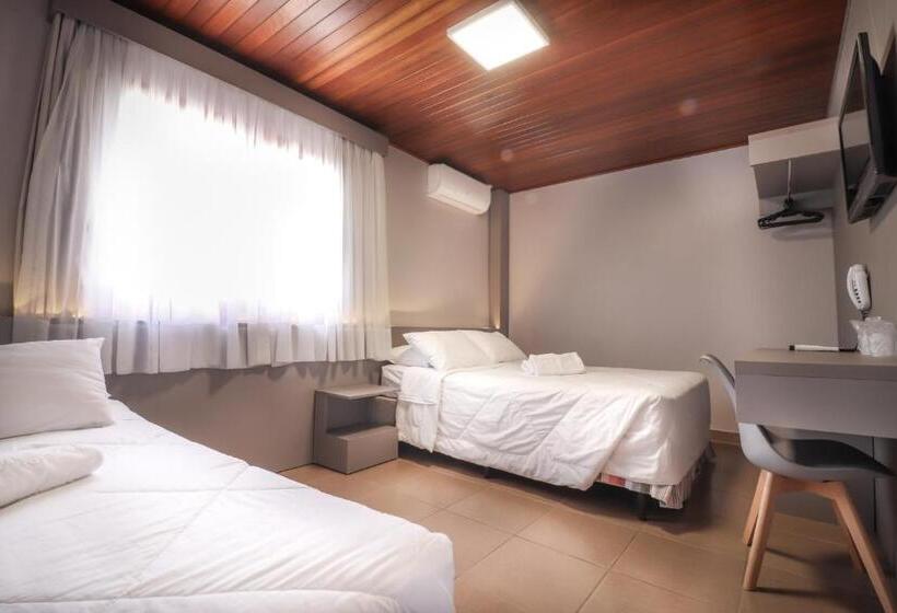 اتاق خانوادگی, Pousada Solar Viena