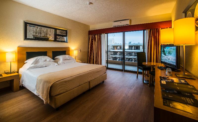 Номер Superior, Pride Plaza Hotel, Aerocity New Delhi