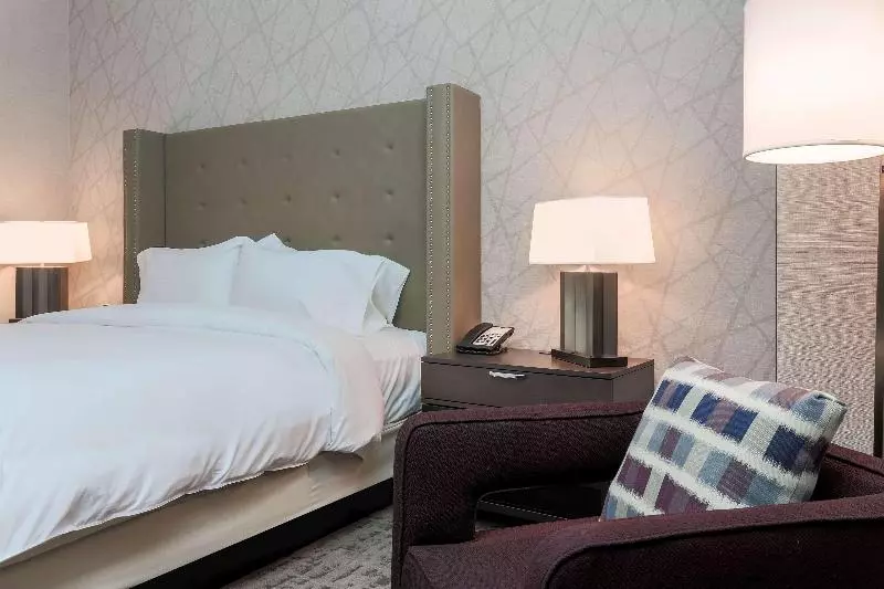 デラックススイート, Pride Plaza Hotel, Aerocity New Delhi