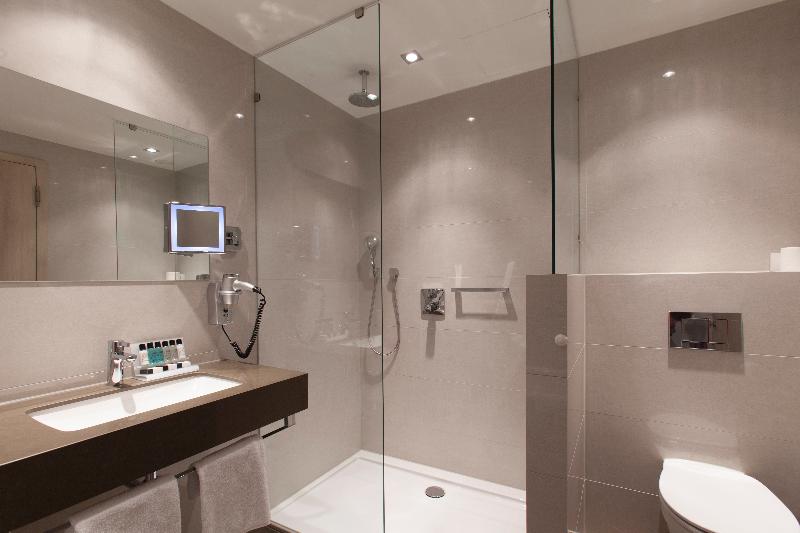 Номер Премиум, Pride Plaza Hotel, Aerocity New Delhi