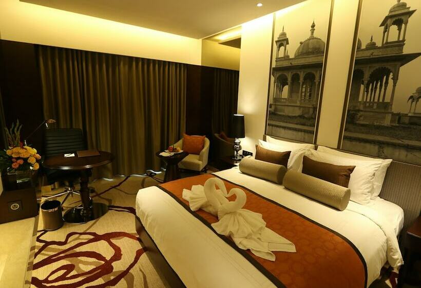 Номер Deluxe, Pride Plaza Hotel, Aerocity New Delhi