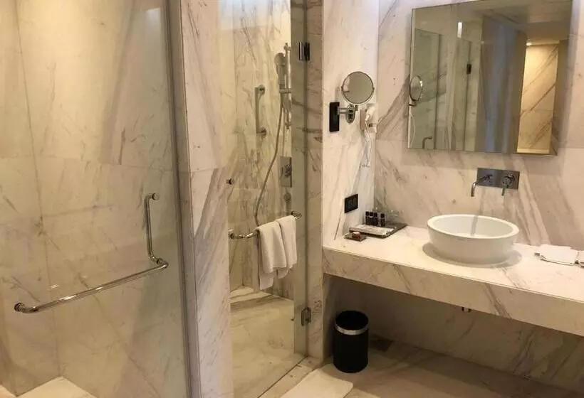 デラックスルーム, Pride Plaza Hotel, Aerocity New Delhi