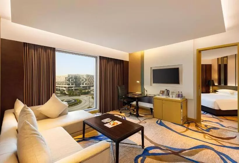 デラックススイート, Pride Plaza Hotel, Aerocity New Delhi