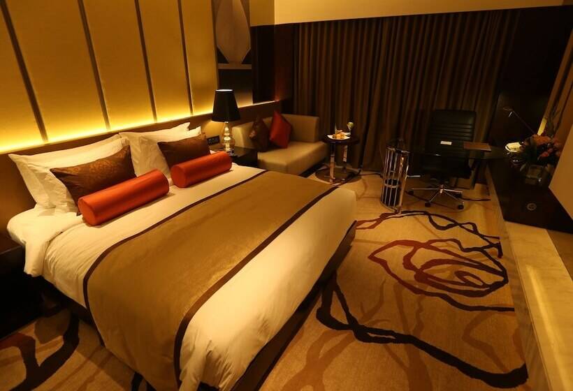 Номер Премиум, Pride Plaza Hotel, Aerocity New Delhi