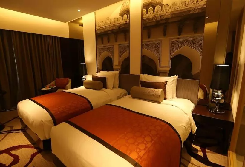 デラックスルーム, Pride Plaza Hotel, Aerocity New Delhi