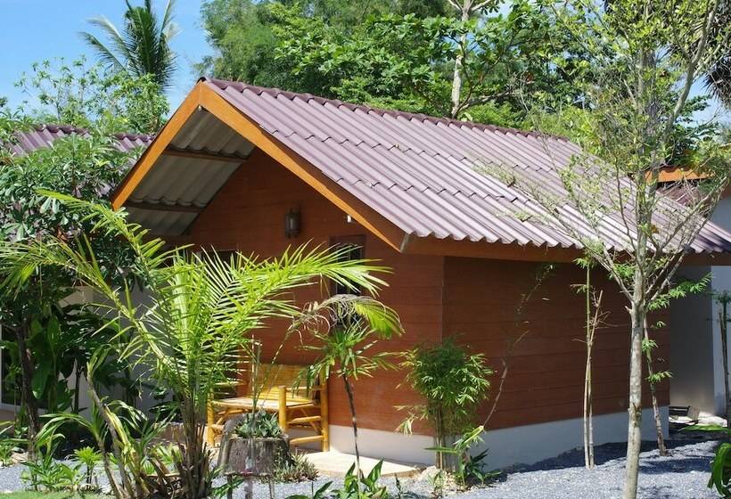Бунгало Стандарт, Thai House Beach Resort