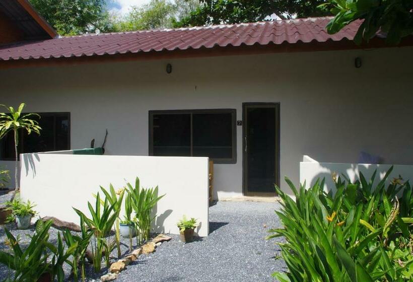 Номер Стандарт, Thai House Beach Resort