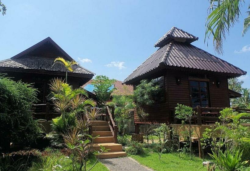 Бунгало Стандарт, Thai House Beach Resort