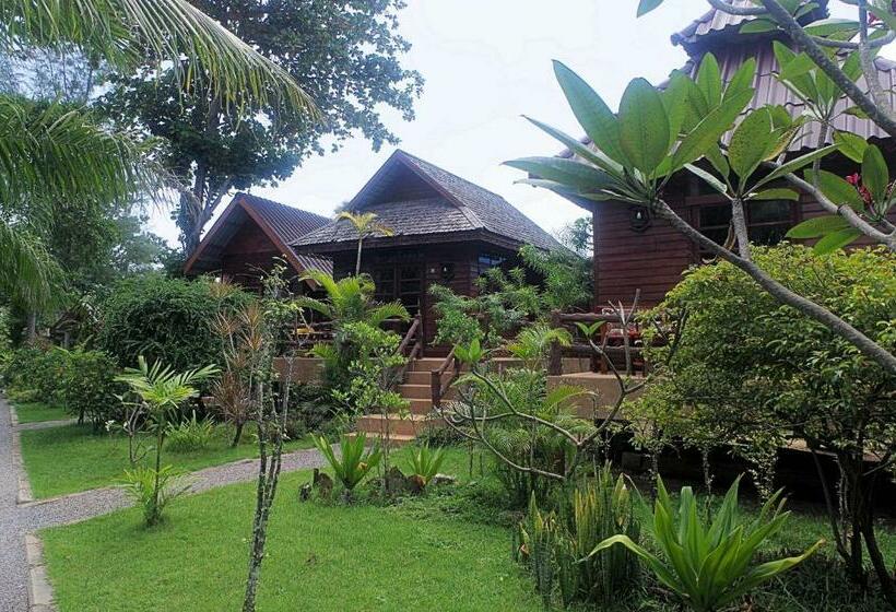 Бунгало Стандарт, Thai House Beach Resort