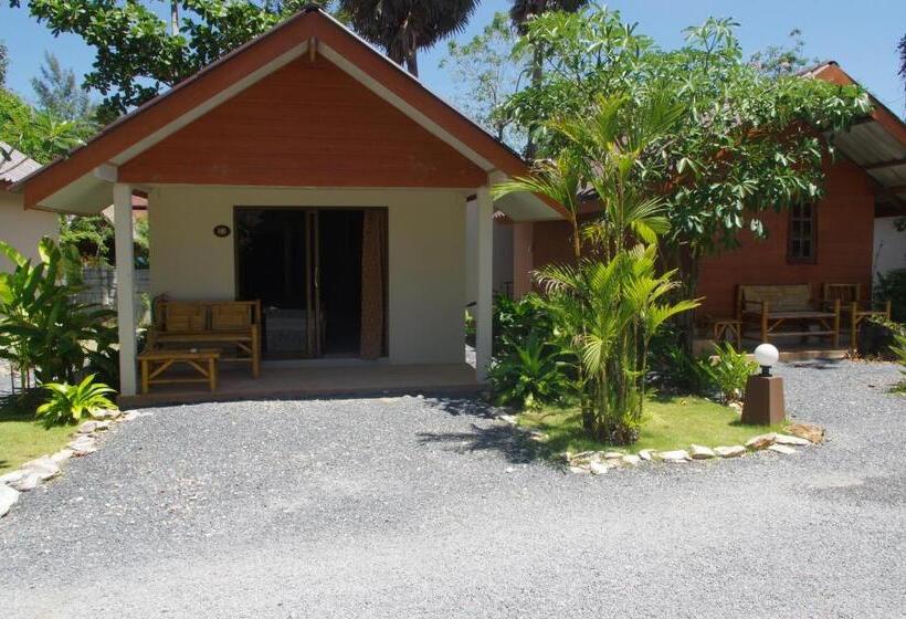 Четырехместный Номер Стандарт, Thai House Beach Resort