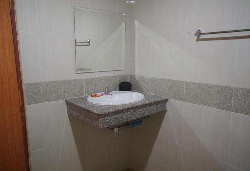 Номер Стандарт Вид на Сад, Thai House Beach Resort