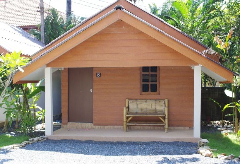 Бунгало Стандарт, Thai House Beach Resort