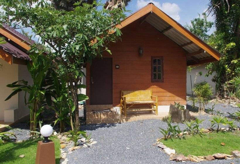 Бунгало Стандарт, Thai House Beach Resort