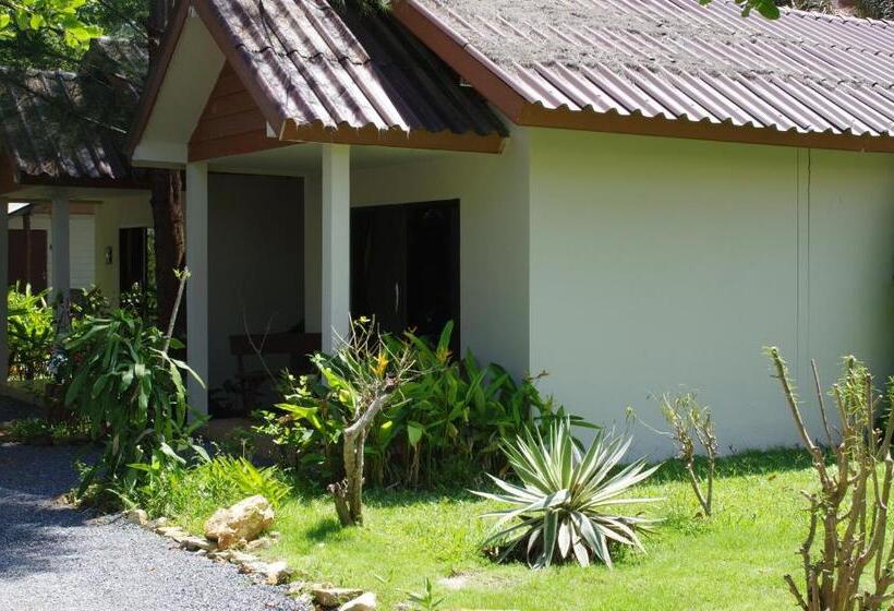 Бунгало Стандарт, Thai House Beach Resort