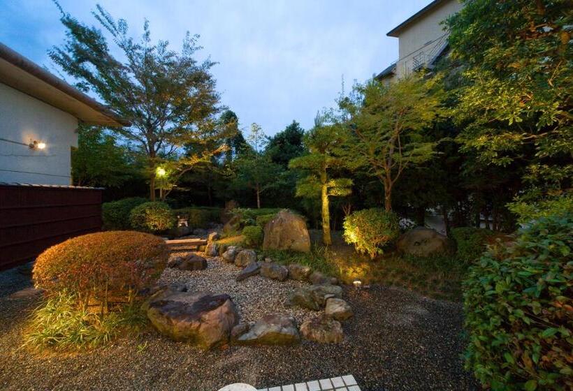 Номер Стандарт Трехместный, Ogoto Onsen Yunoyado Komolebi
