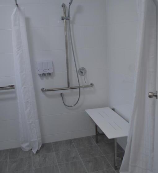 غرفة قياسية لذوى الاحتياجات الخاصة, Monte Carlo Motor Inn