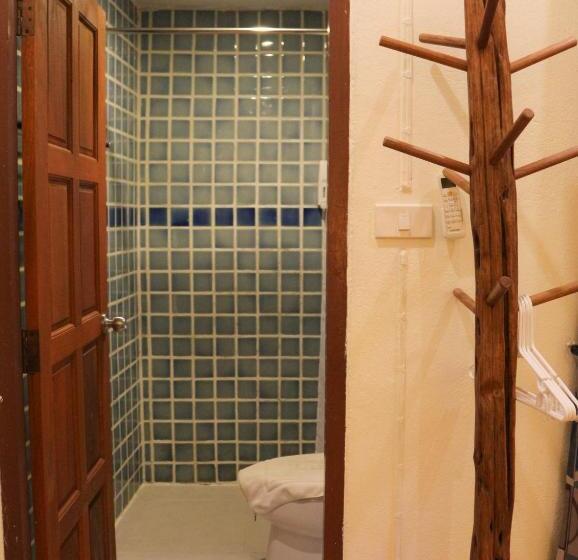 Номер Стандарт, Changmoi House