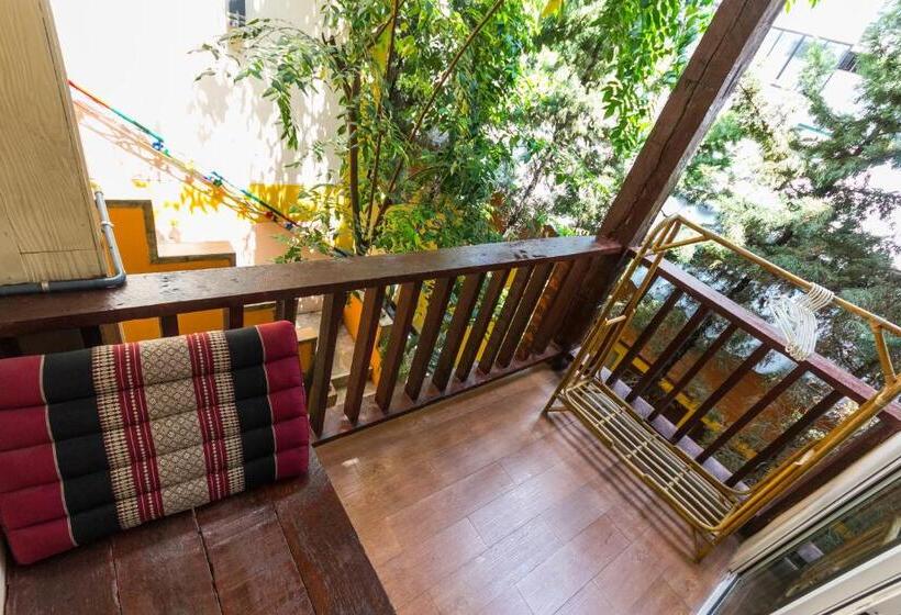 Номер Стандарт с Балконом, Changmoi House