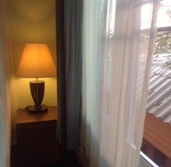 Стандартный Номер Кровать Кинг, Changmoi House